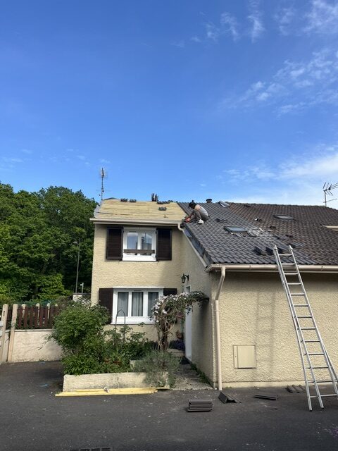 Réalisation JOLIE TOITURE — couvreur zingueur — 40 km autour de Chantilly